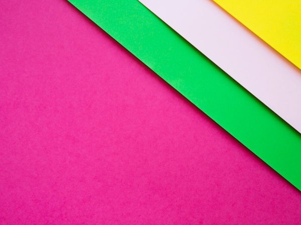 Papel neon: destaque-se com cores vibrantes